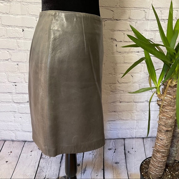Vintage Sienna Collection Leather mini Skirt 8 - Picture 3 of 11
